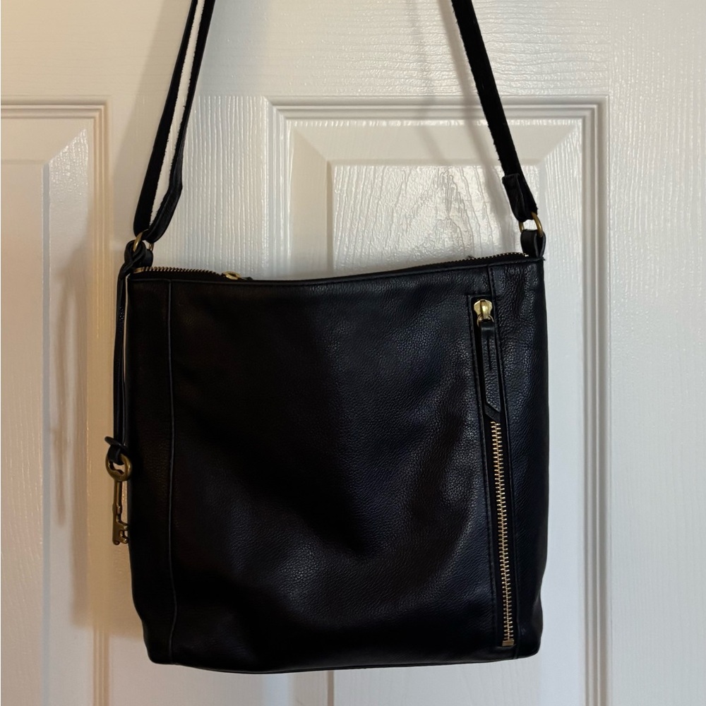 Fossil “Tara” Black Leather Shoulder Bag/Crossbody